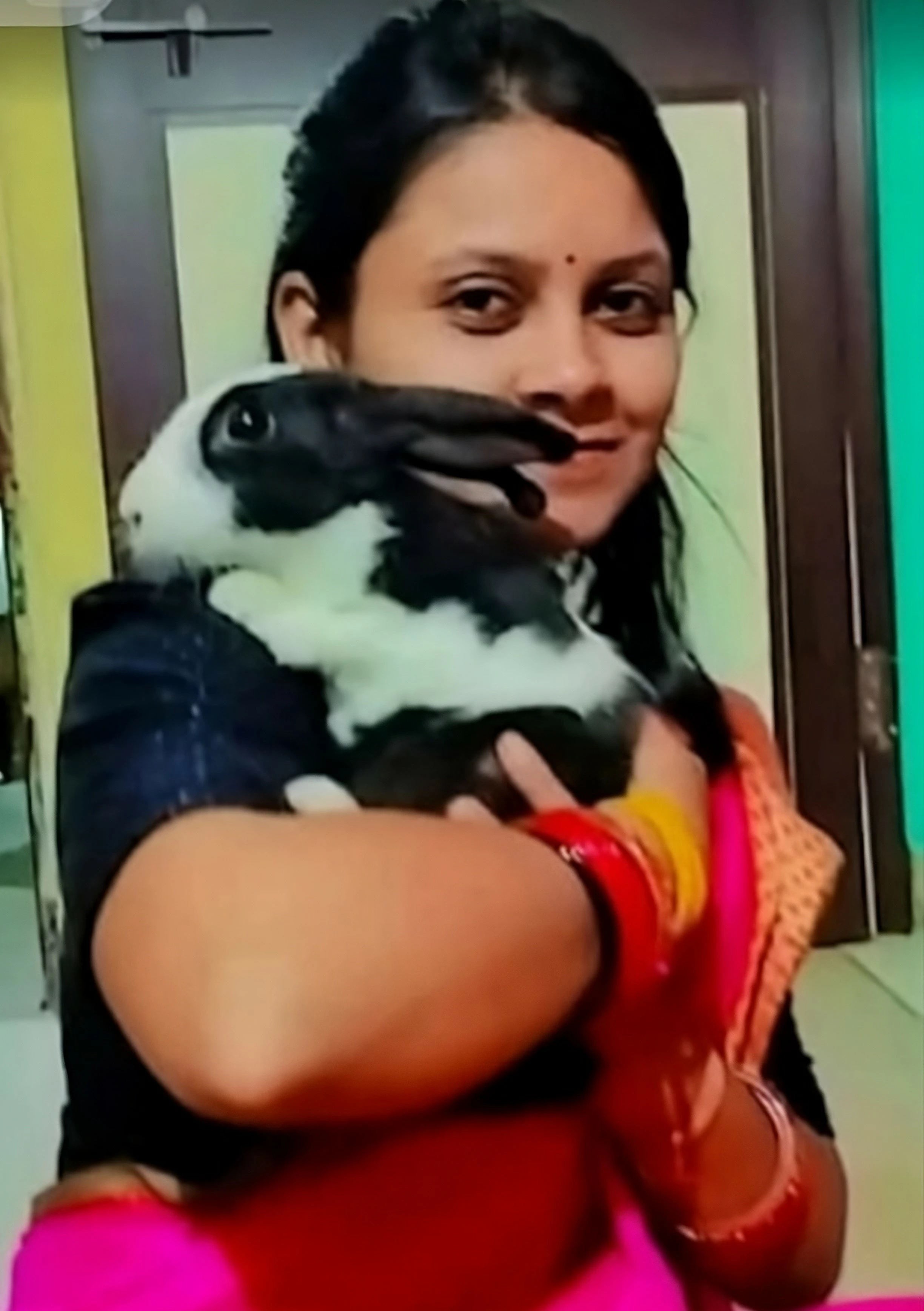 लेखिका की तस्वीर